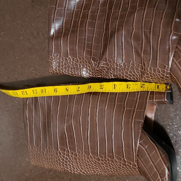 Calf High Boots - Brown - Picture 5 of 8